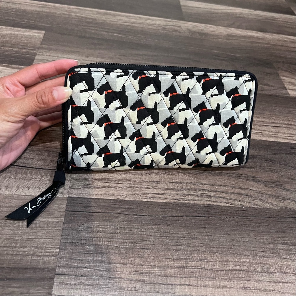 Vera Bradley Scottie Black and White Dogs Print Zip Around Organizer Wallet